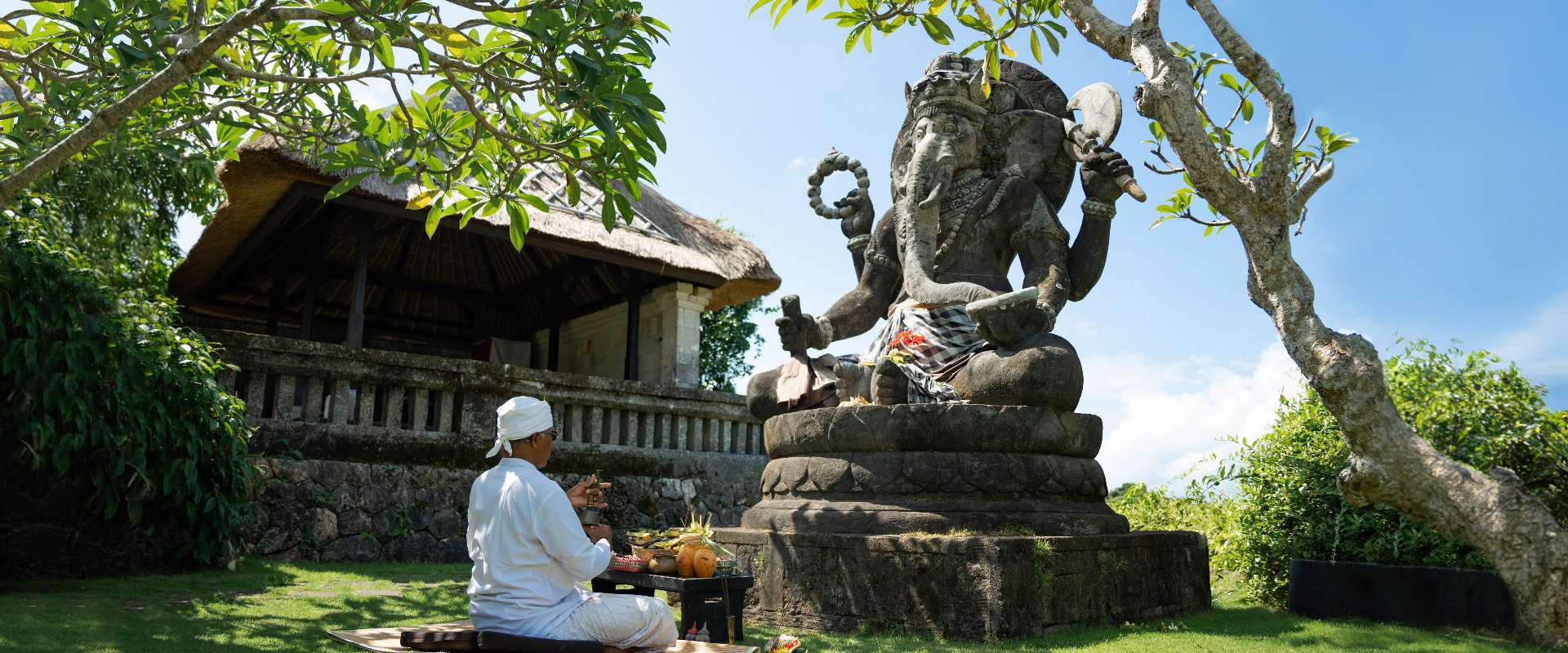 Bali Luxury Resorts: The Bvlgari Resort Bali Melukat Purifying Ceremony