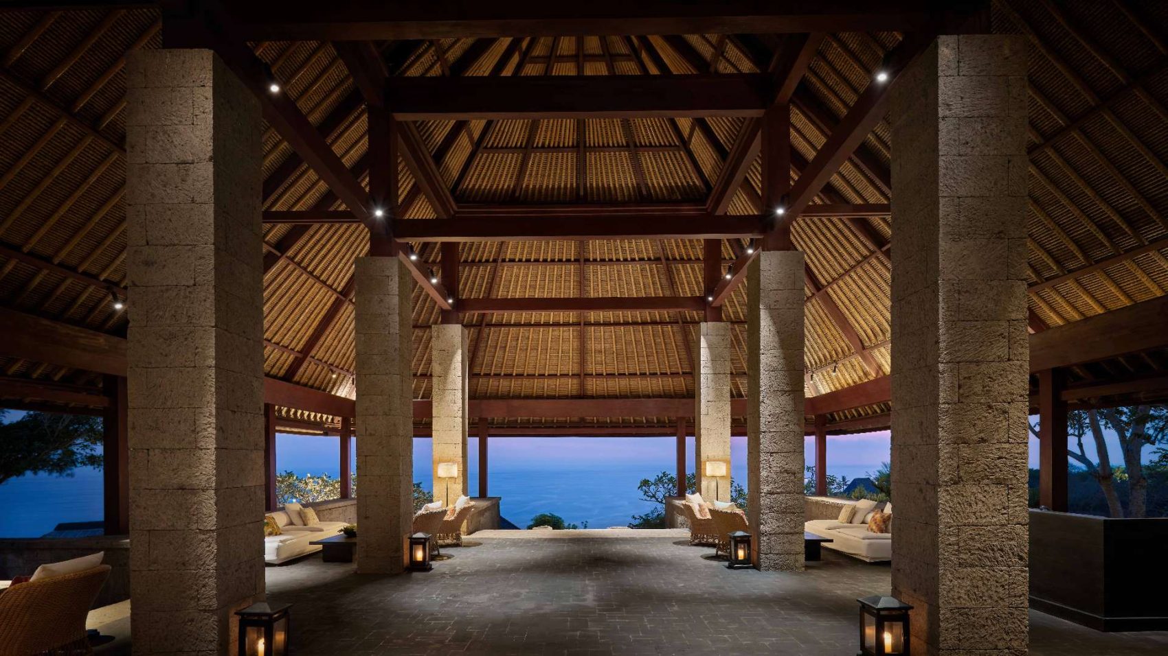 Bali Luxury Resorts: The Bvlgari Resort Bali Entrance